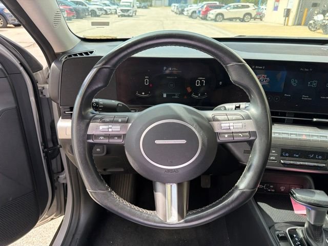 Used 2025 Hyundai Kona SEL FWD image 22