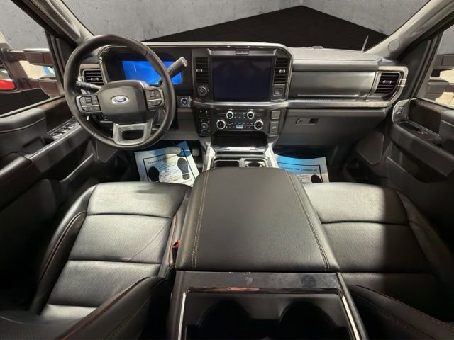 Used 2025 Ford F350 Lariat w/ Lariat Ultimate Package AWD/4WD image 2