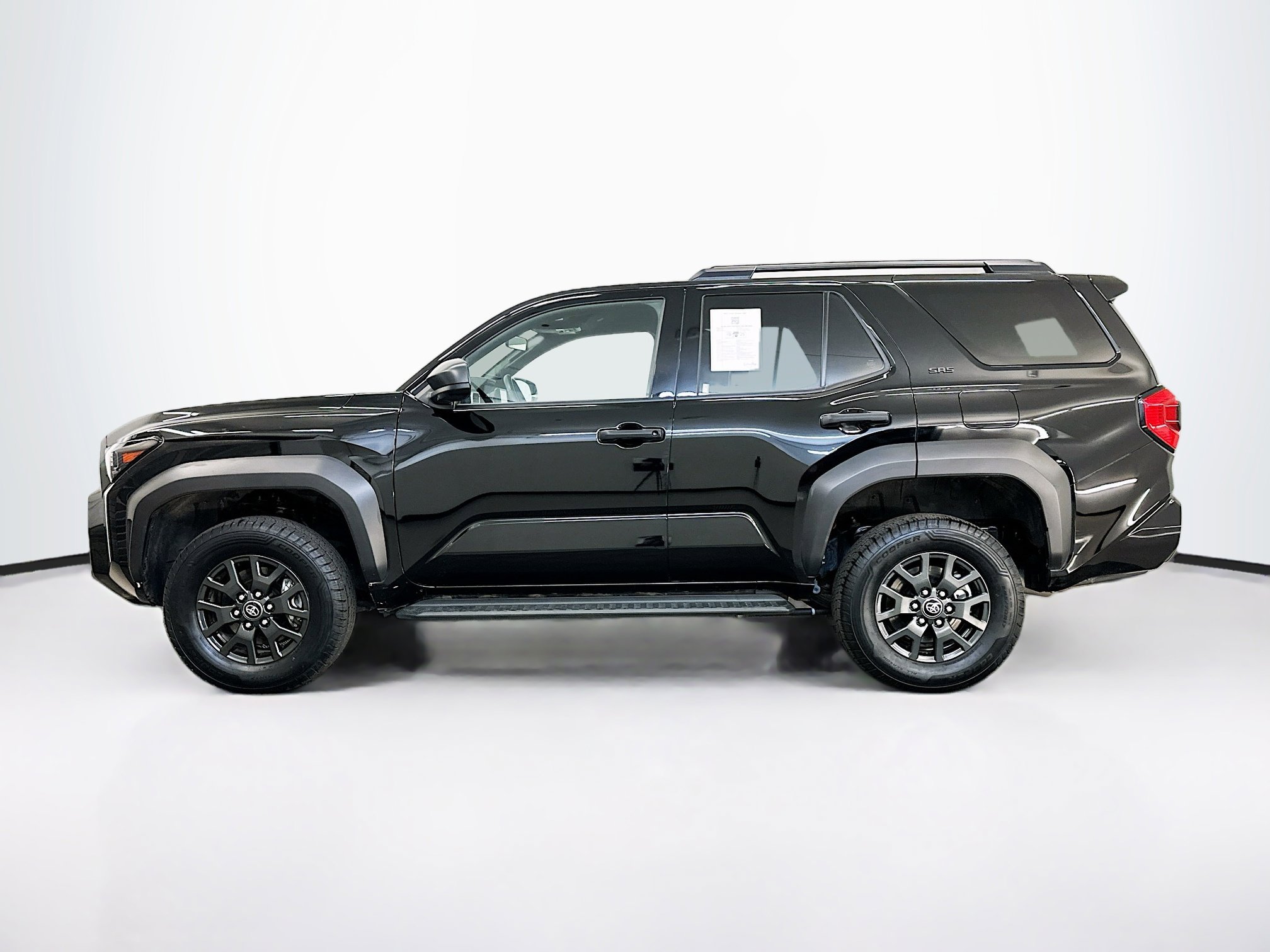 Used 2025 Toyota 4Runner SR5 image 4