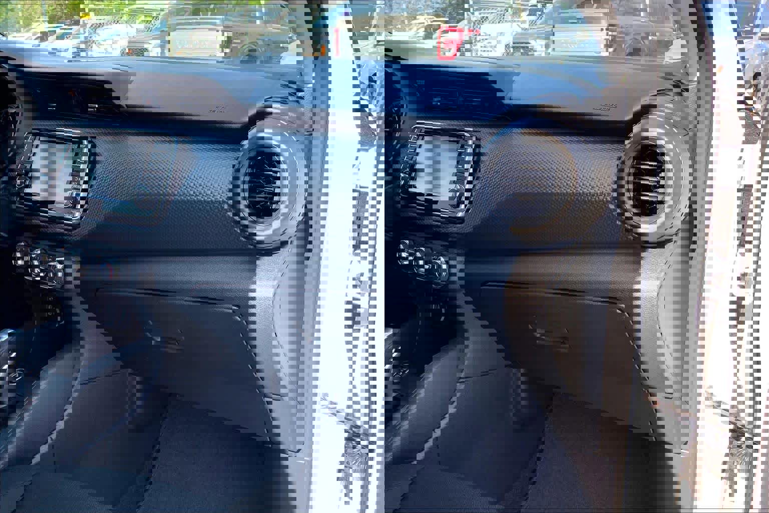 Used 2024 Nissan Kicks S w/ Interior Electronics Package image 18