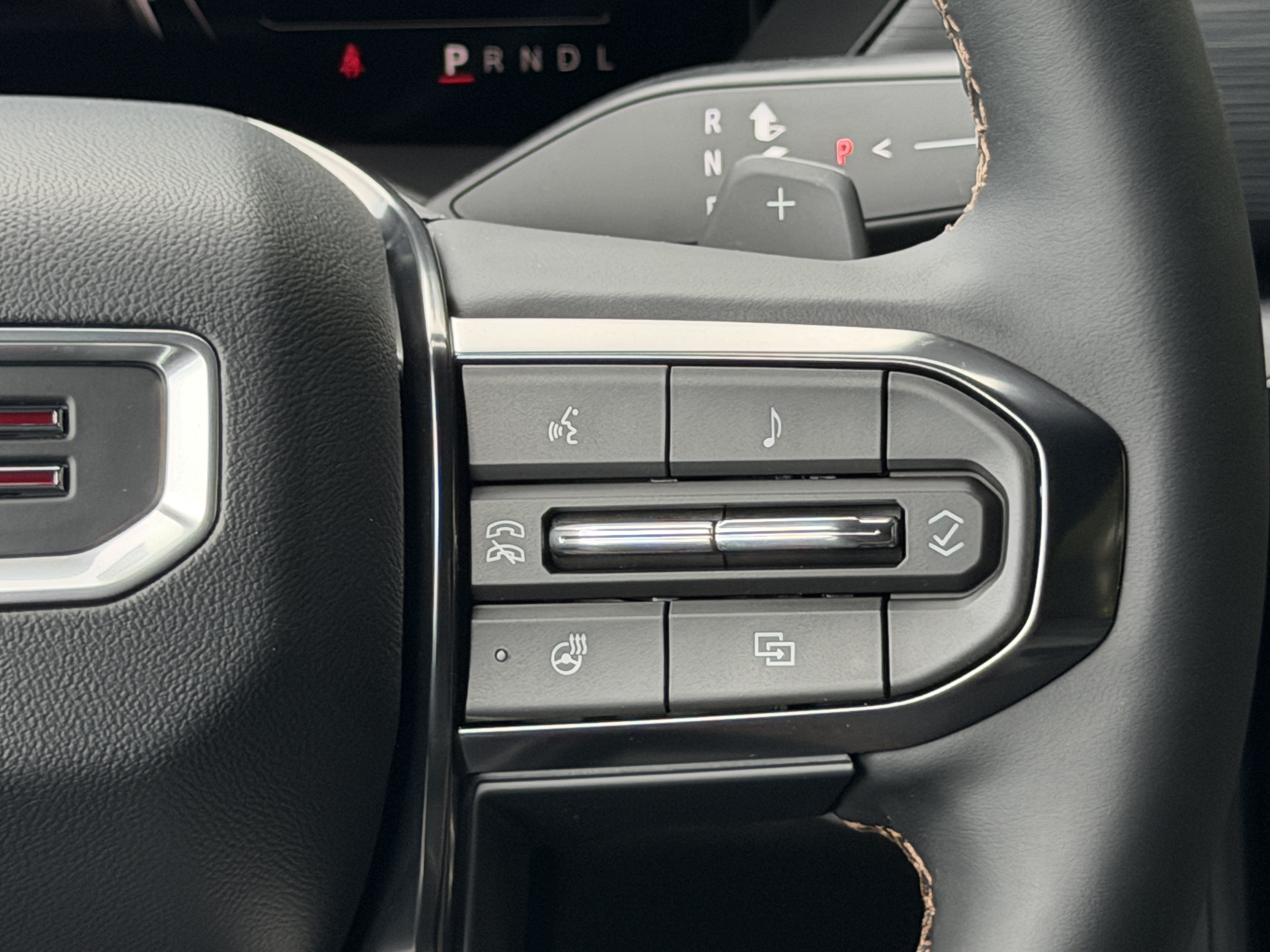New 2026 GMC Acadia AT4 AWD/4WD image 32