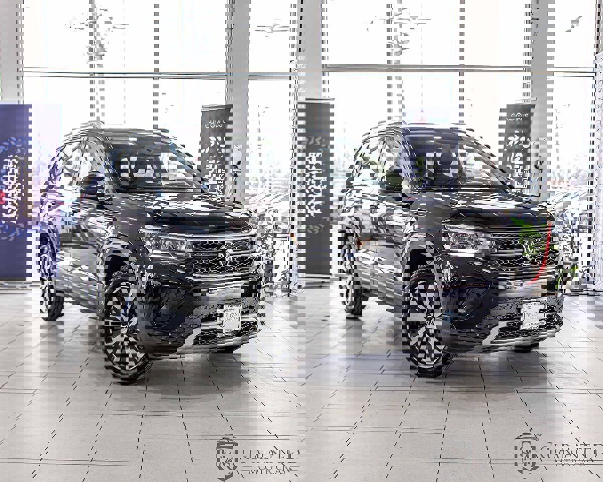 Used 2022 Volkswagen Taos SE image 3