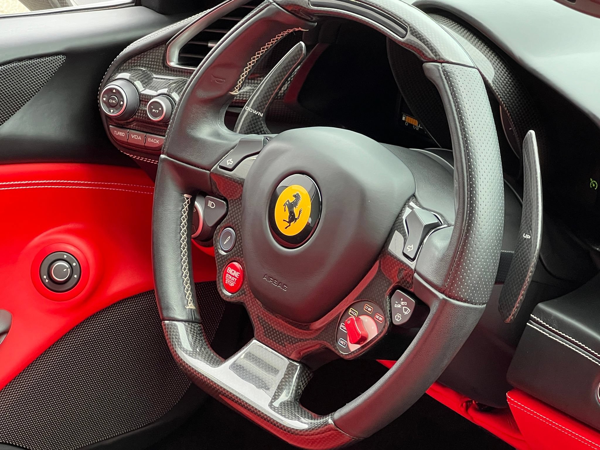 Used 2017 Ferrari 488 Spider RWD image 39