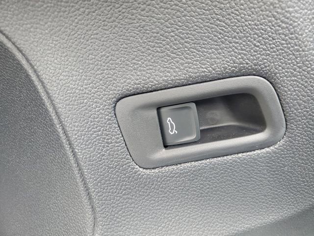 New 2026 Volkswagen Atlas SE image 33