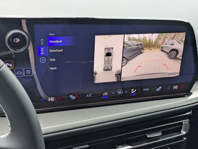 New 2026 Chevrolet Traverse LT w/ Sun and Wheel Package image 20