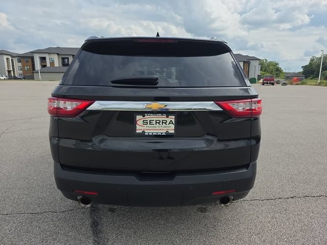 Used 2018 Chevrolet Traverse LT FWD image 12
