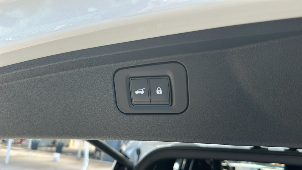 New 2026 Nissan Armada PRO-4X AWD/4WD image 31