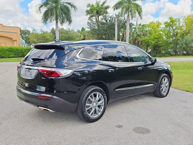 Certified 2022 Buick Enclave Premium w/ Experience Buick Package FWD image 4