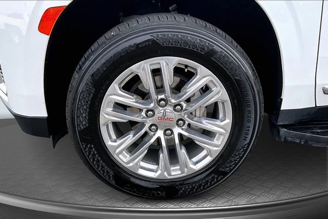 Used 2024 GMC Yukon SLT image 32