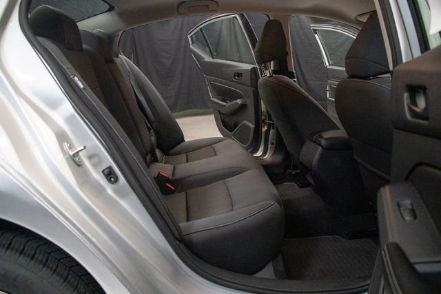Used 2024 Nissan Altima 2.5 SV AWD/4WD image 19
