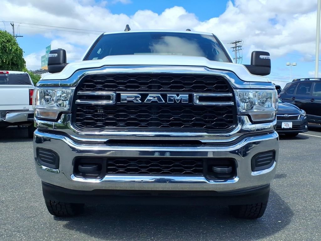 Used 2023 RAM 3500 Tradesman w/ Chrome Appearance Group AWD/4WD image 2