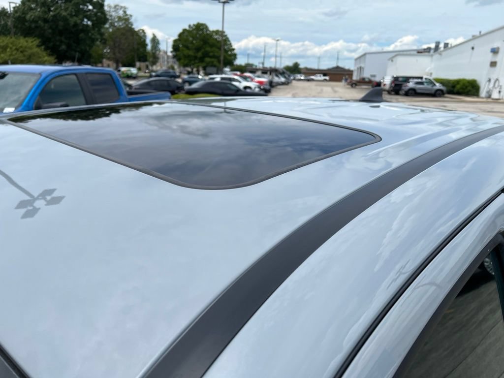 Used 2019 Toyota Tacoma TRD Sport AWD/4WD image 6