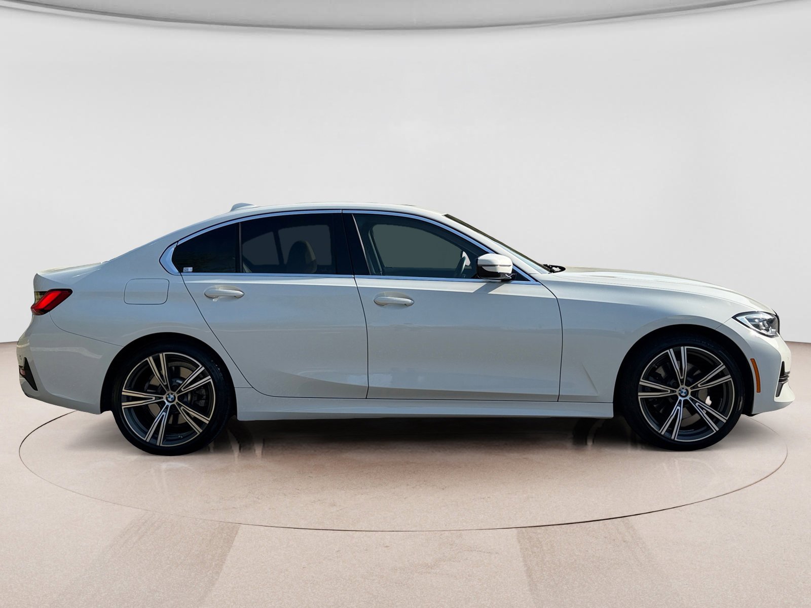 Used 2021 BMW 330i xDrive Sedan w/ Convenience Package AWD/4WD image 6