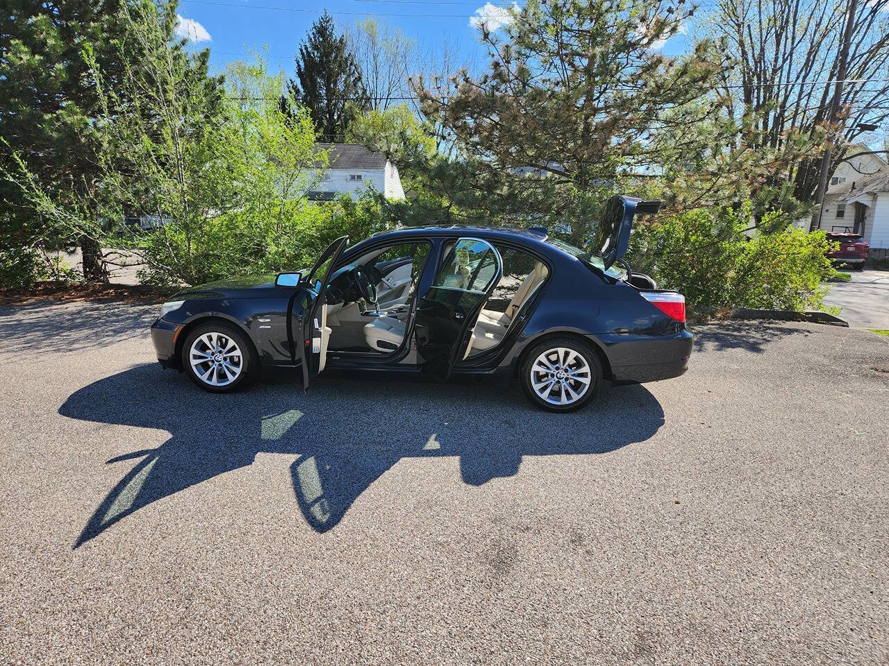 Used 2010 BMW 535i xDrive Sedan image 11
