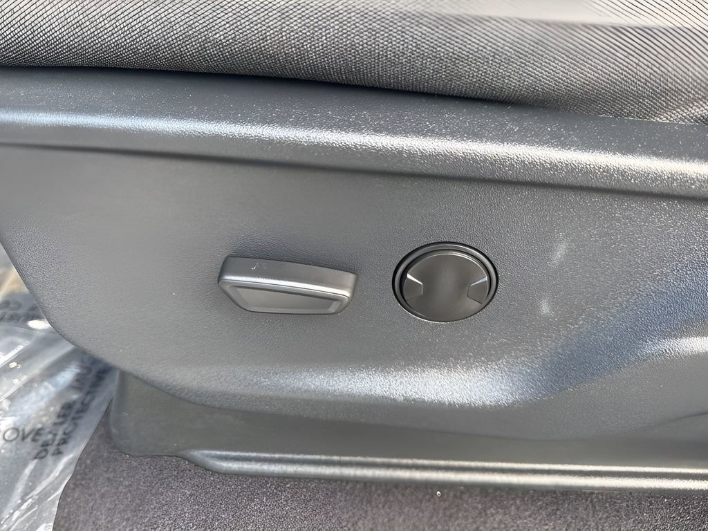 Used 2024 Ford F150 XLT w/ Tow/Haul Package image 10