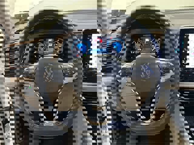 New 2026 Volkswagen Atlas SE image 7