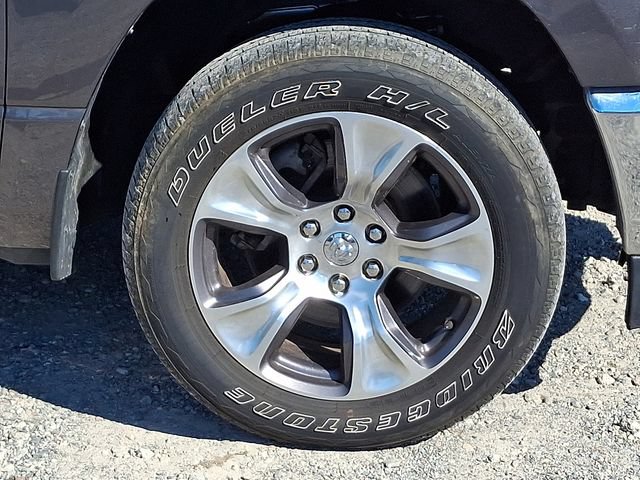 Used 2023 RAM 1500 Laramie AWD/4WD image 29