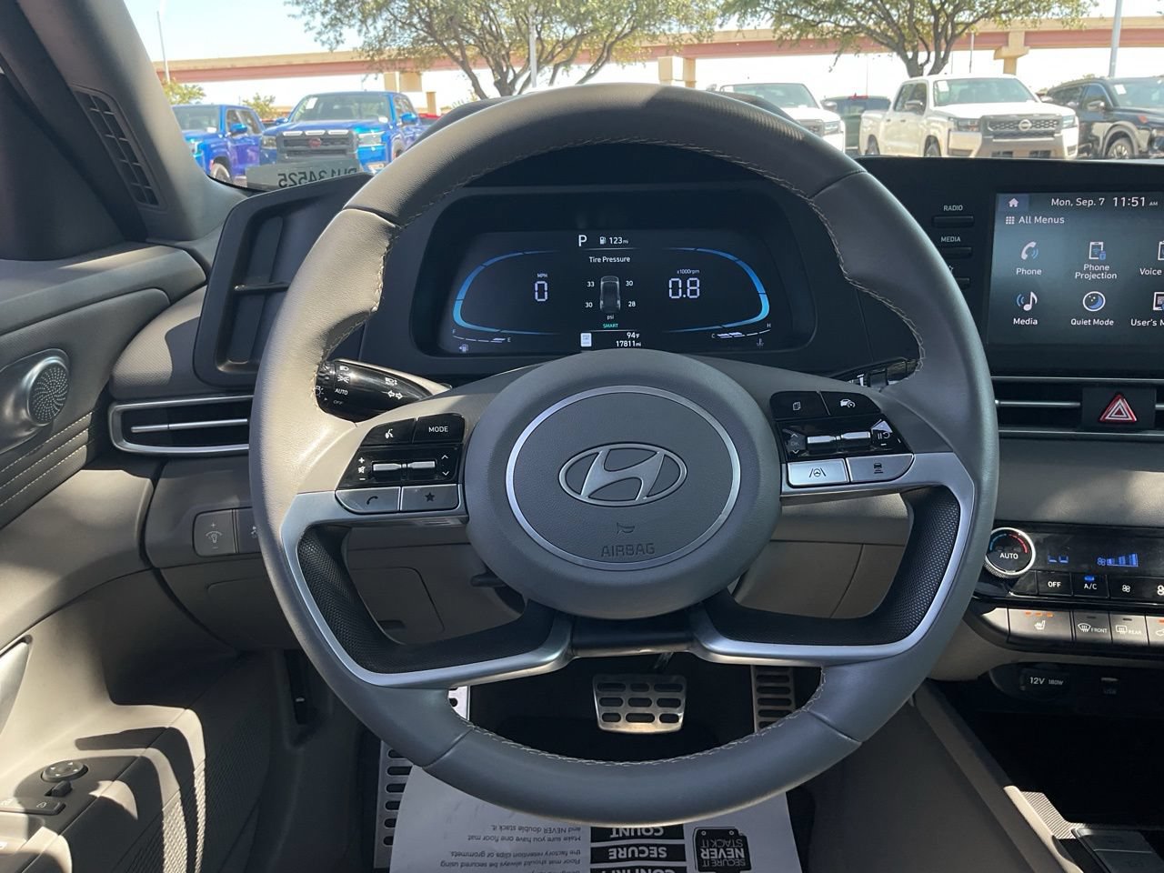 Used 2026 Hyundai Elantra SEL Sport Premium FWD image 32