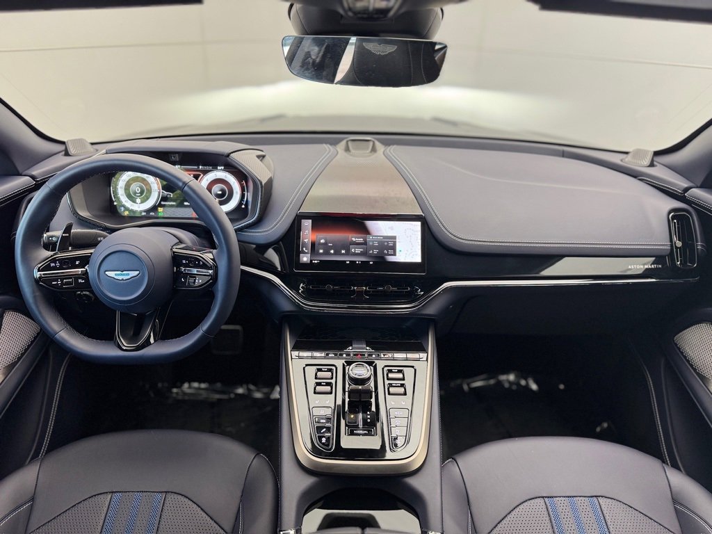 New 2025 Aston Martin DBX 707 image 5