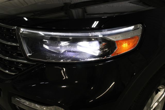 Used 2023 Ford Explorer XLT w/ Equipment Group 202A AWD/4WD image 34