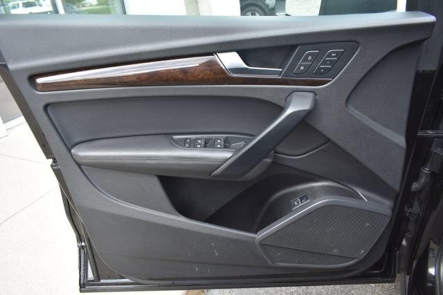 Used 2019 Audi Q5 2.0T Premium Plus w/ Premium Plus Package AWD/4WD image 20