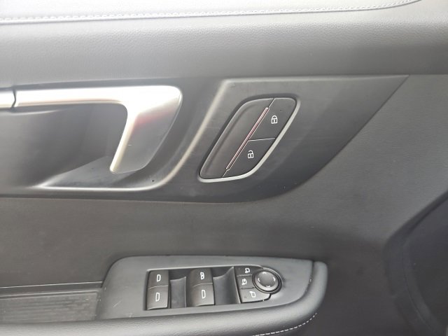 Used 2025 Buick Enclave Preferred image 28