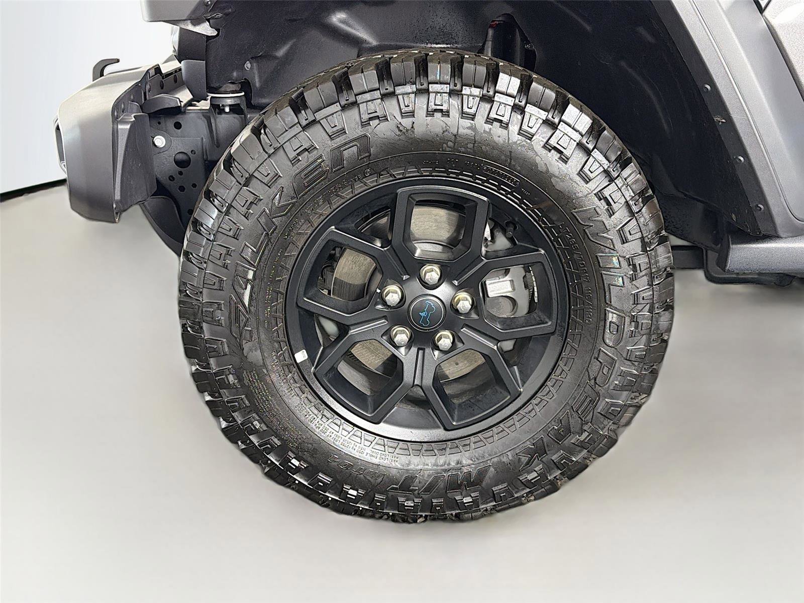 Used 2025 Jeep Wrangler Willys image 29