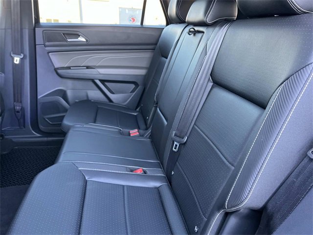 Used 2022 Volkswagen Atlas Cross Sport SE image 21