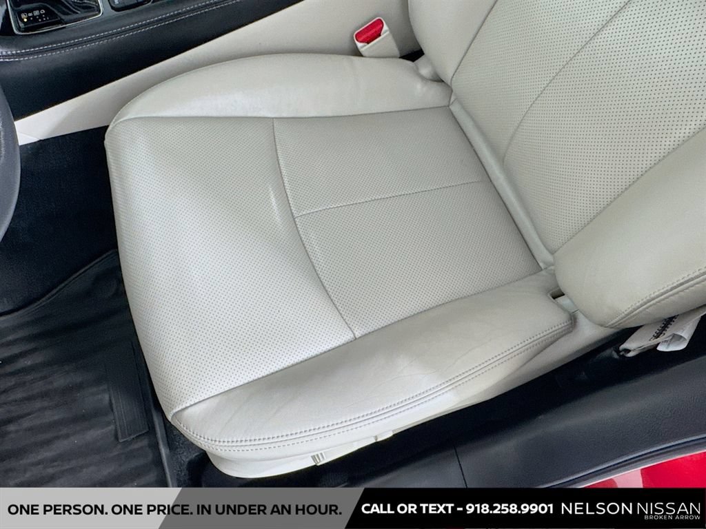 Used 2022 INFINITI Q50 Luxe w/ Cargo Package RWD image 19