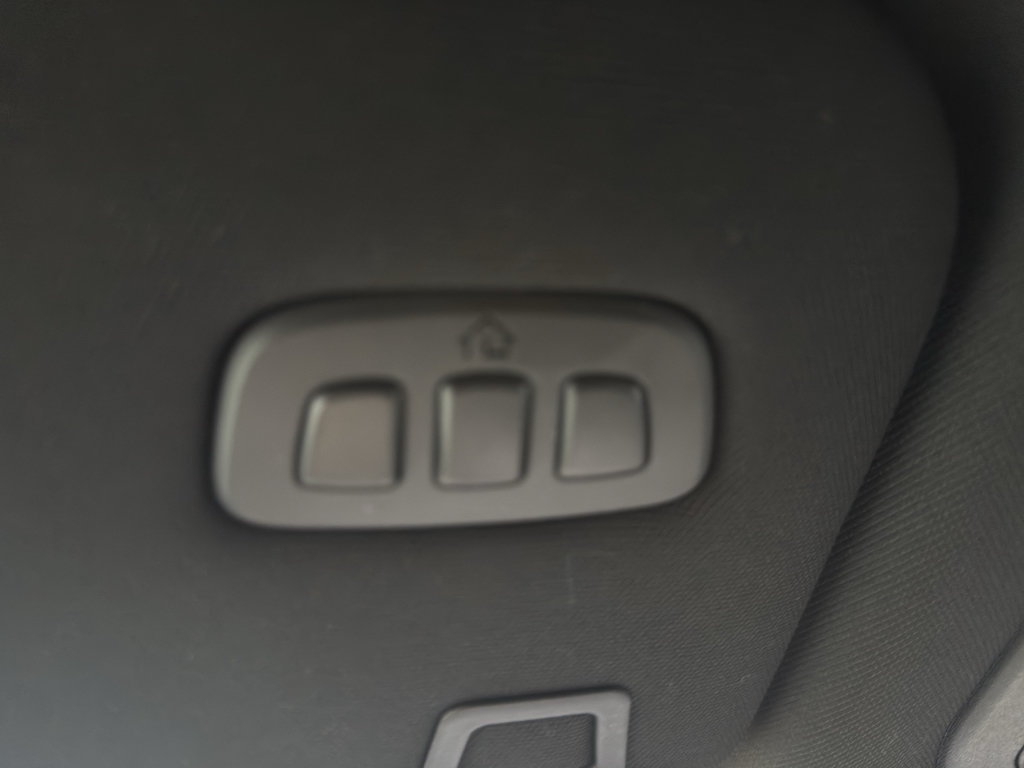 Used 2025 Lincoln Nautilus Premier w/ Jet Appearance Package AWD/4WD image 36