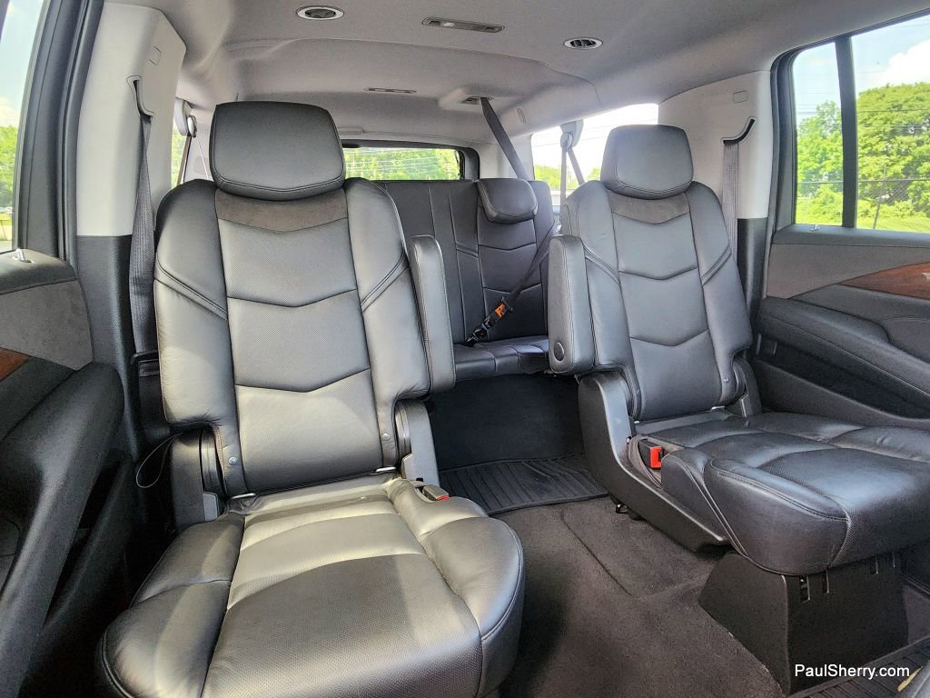 Used 2019 Cadillac Escalade ESV image 4