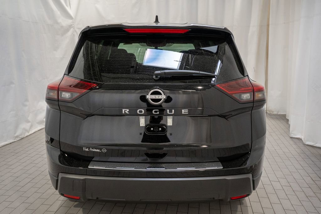 New 2026 Nissan Rogue SV image 5