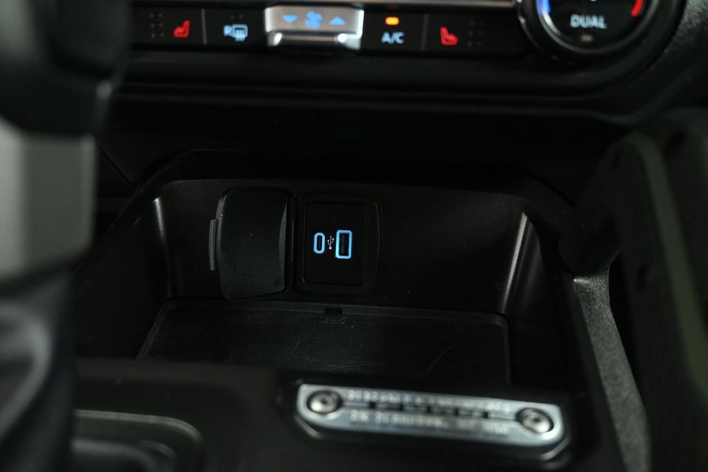 Certified 2022 Ford Bronco Everglades AWD/4WD image 15