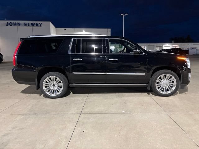 Used 2019 Cadillac Escalade ESV Platinum AWD/4WD image 4