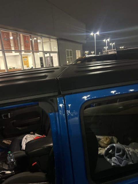 Used 2021 Jeep Gladiator Sport image 32