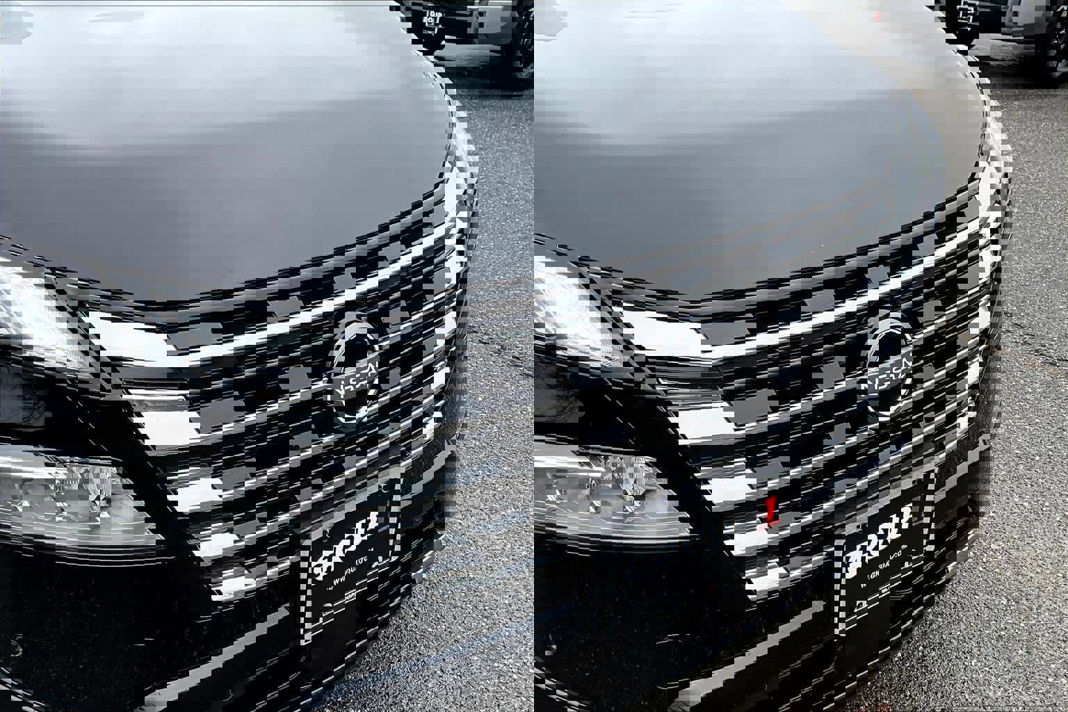 Used 2025 Nissan Rogue Platinum w/ Platinum Premium Package AWD/4WD image 29