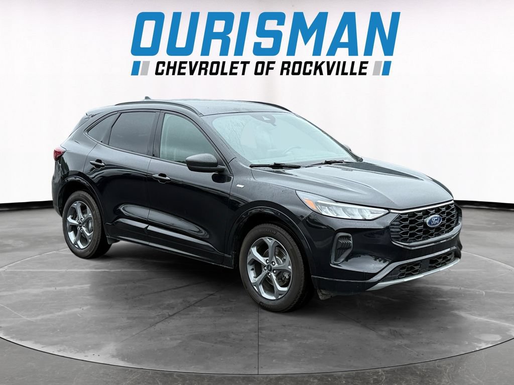 Used 2023 Ford Escape ST-Line AWD/4WD image 1