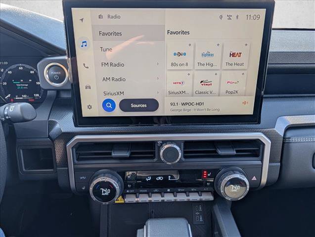 Used 2025 Toyota 4Runner Limited image 14