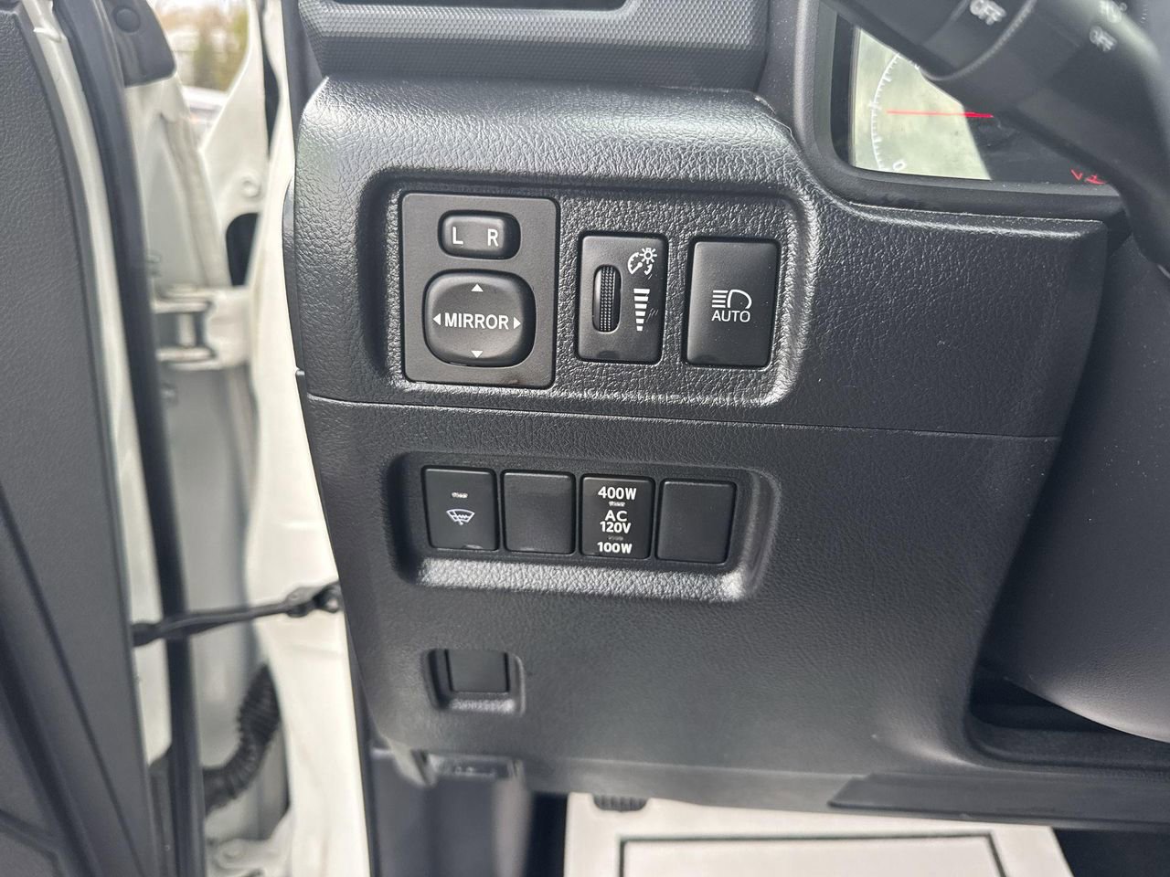 Used 2021 Toyota 4Runner SR5 AWD/4WD image 18