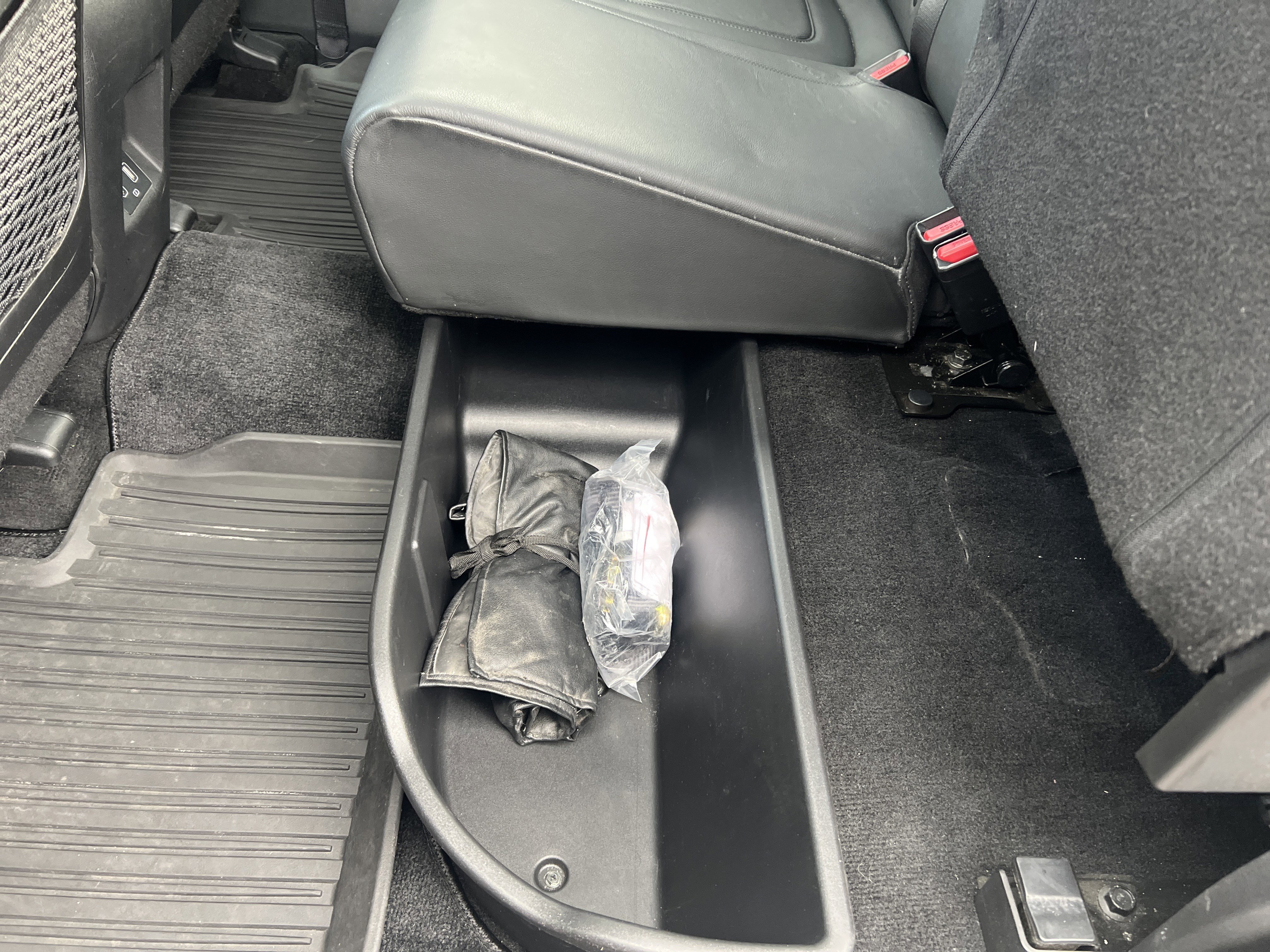 Used 2022 Hyundai Santa Cruz Limited image 27