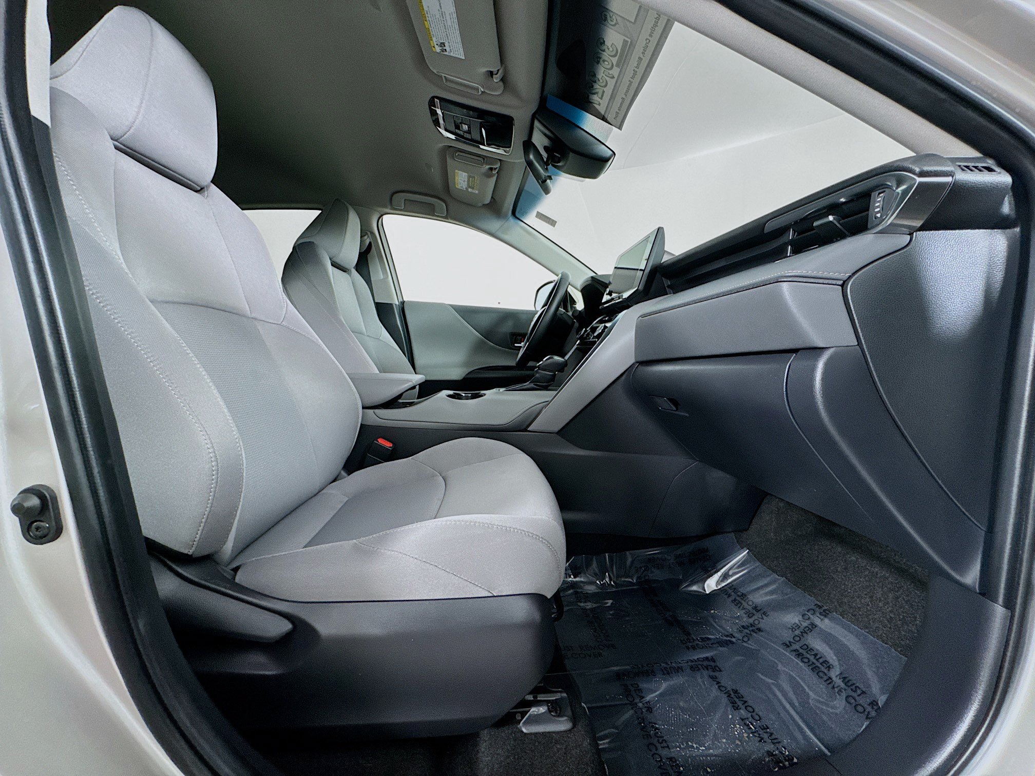 Certified 2024 Toyota Venza LE AWD/4WD image 27