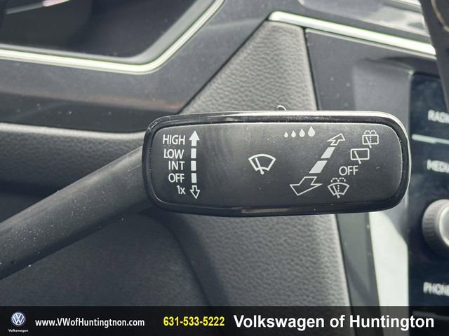 Certified 2023 Volkswagen Tiguan SEL R-Line image 22