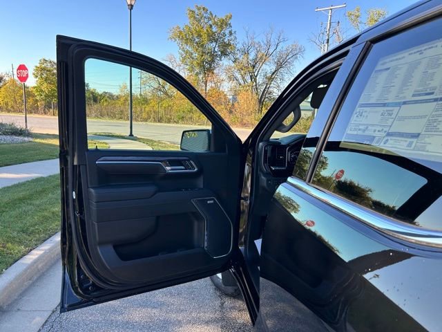 New 2026 Chevrolet Silverado 1500 LTZ w/ LTZ Premium Package image 15