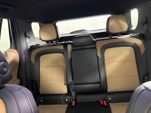New 2026 Chevrolet Equinox ACTIV w/ Convenience Package III FWD image 40
