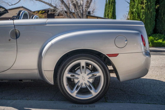 Used 2005 Chevrolet SSR image 5