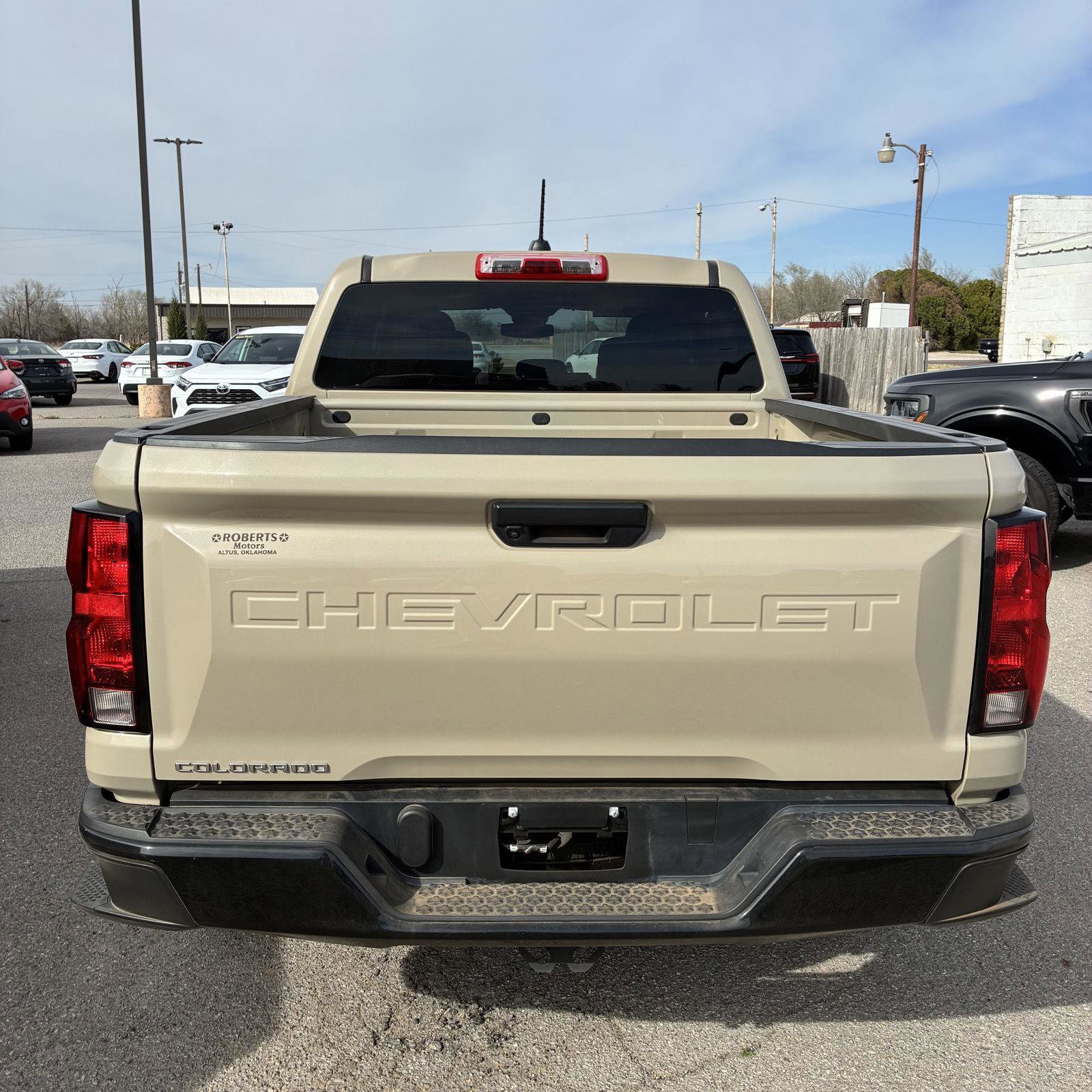 Used 2024 Chevrolet Colorado W/T image 18