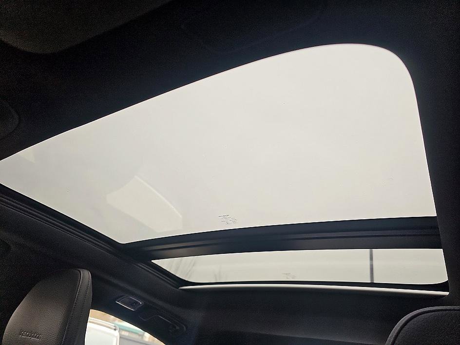 Used 2020 Volvo S60 T6 Inscription image 32