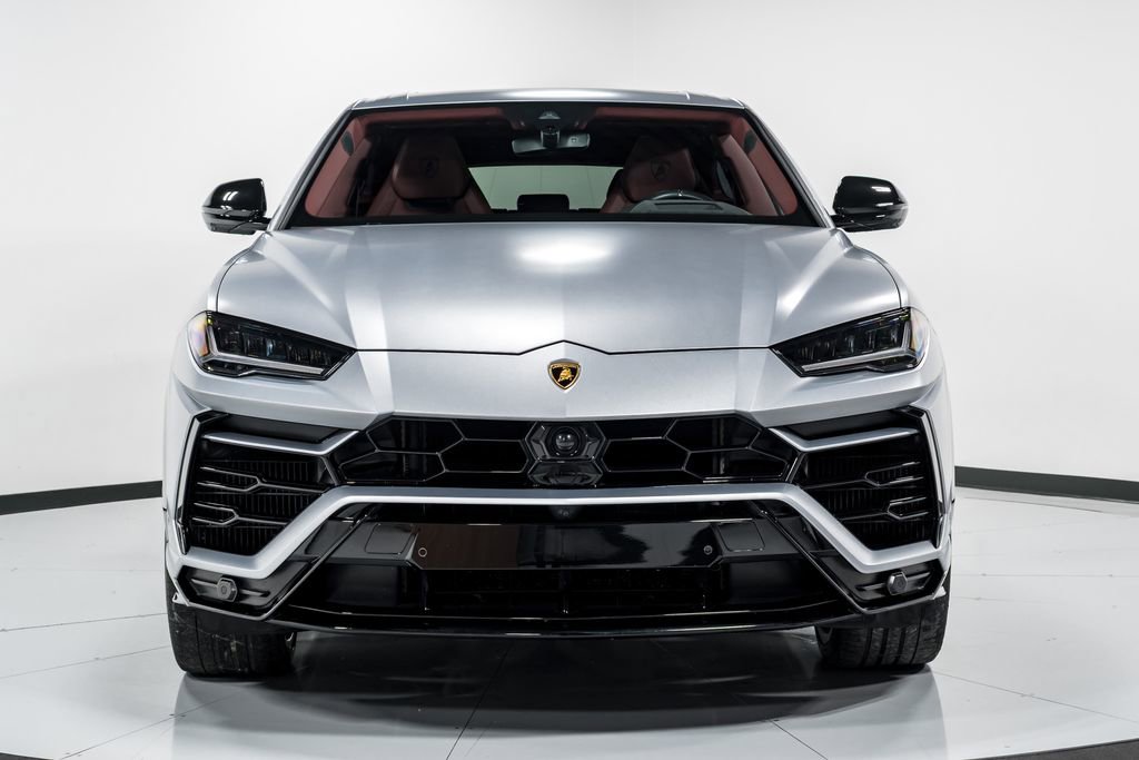 Used 2022 Lamborghini Urus AWD/4WD image 8