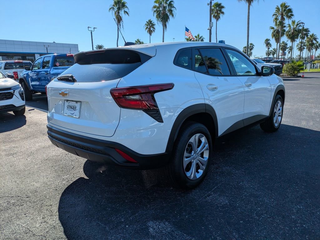 New 2026 Chevrolet Trax LS w/ Driver Confidence Package image 4