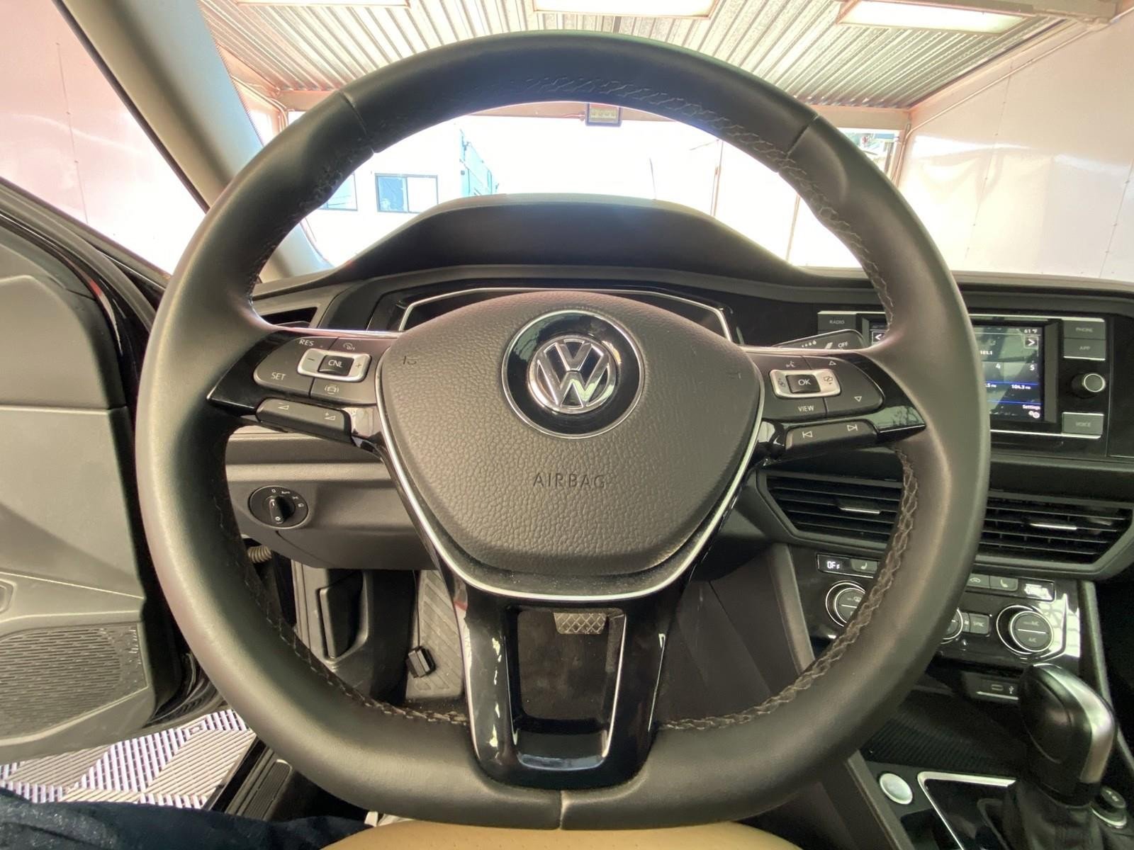 Used 2020 Volkswagen Jetta FWD image 23